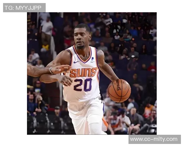 布克谈球队氛围：每天进步心态教练支持让我们乐在其中